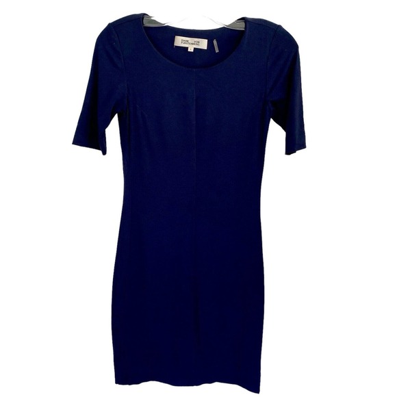 Diane Von Furstenberg short sleeve Bodycon Fitted Dress Size P Career Office Wor - Picture 1 of 5